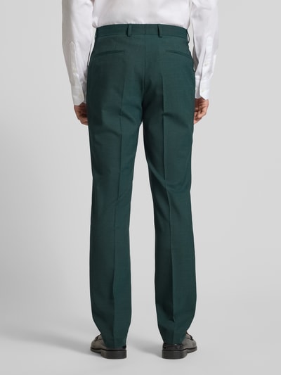 Männermodel trägt Regular Fit Anzughose mit Schurwoll-Anteil Modell 'LEON' von BOSS, Bi-Color Optik, Ganzkörperansicht Rückansicht.
