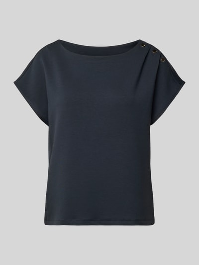 Produktfoto, T-Shirt mit Zierknöpfen und Rundhalsausschnitt von Comma aus Viskose-Mix mit Stretch-Anteil, Relaxed-Fit, dunkel, glatte Textur