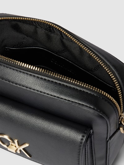 CK Calvin Klein Umgängetasche mit Label-Applikation Modell 'CAMERA BAG' Black 4