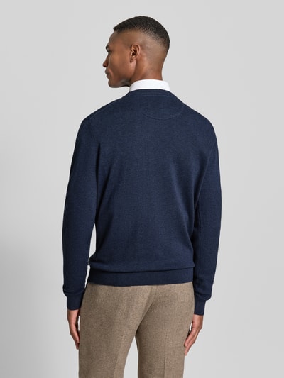 bugatti Strickpullover mit gerippten Abschlüssen Dunkelblau 5