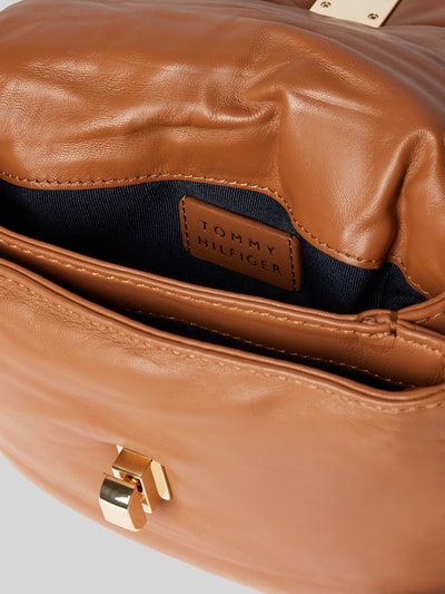 Tommy Hilfiger Crossbodytas van schapennappa met labeldetail Camel - 5