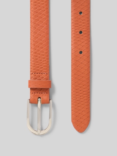 Produktfoto, pasek damski 'Gürtel aus echtem Leder mit Allover-Snakeprägung' od Weinmann, naturalna skóra, krój slim fit, tłoczenie na całej powierzchni, sprzączka, szerokość w rozmiarze 80: 2 cm, kolor pomarańczowy, gładka tekstura