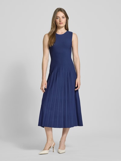 Staud Midikleid mit Plisseefalten Modell 'ELYSE' Dunkelblau 4