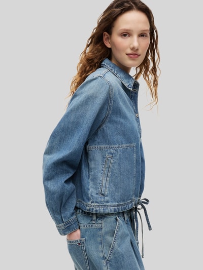 Tommy Jeans Kurtka jeansowa o kroju relaxed fit z mieszanki bawełny i lnu z tunelem Jeansowy niebieski 6