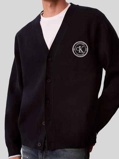 Calvin Klein Jeans Relaxed Fit Strickjacke aus reiner Baumwolle mit Logo-Stitching Marine 5