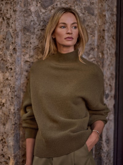 P&C* curated by Anouk Yve Strickpullover mit Stehkragen - Capsule Wardrobe Khaki 6