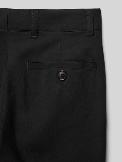 Produktfoto, Stoffhose mit französischen Eingrifftaschen von G.O.L., schwarzer Stoff, Gesäßtasche mit Knopf, gerader Schnitt, Detailaufnahme