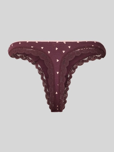 Produktfoto, String aus Baumwoll-Mix im 3er-Pack von Jake*s Casual in Dunkelrot mit kleinen rosa Herzen und Spitze, schlichte Studioaufnahme.