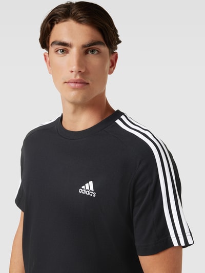 ADIDAS SPORTSWEAR T-shirt z wyhaftowanym logo Czarny 3