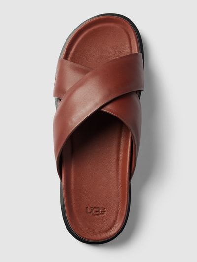 UGG Slippers met brede riempjes, model 'CAPITOLA CROSS SLIDE' Cognac - 3