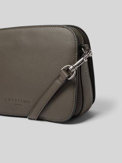 LIEBESKIND BERLIN Crossbody Bag aus echtem Leder Modell 'LUKA' Anthrazit 2