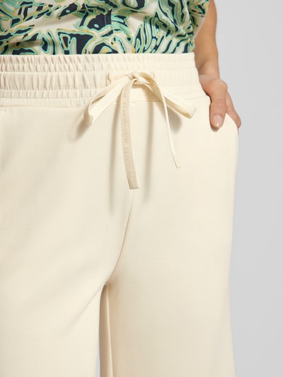 Soyaconcept Spodnie dresowe z szeroką nogawką i tunelem model ‘Banu’ Złamany biały 3