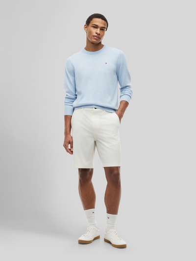 Tommy Hilfiger Regular Fit Chinoshorts mit Label Stitching Offwhite 1