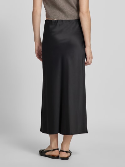 s.Oliver BLACK LABEL Regular Fit Midi-Rock aus Satin Black 5