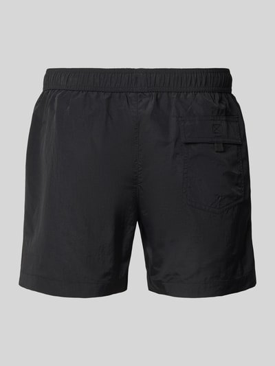 Produktfoto, schwarze Badehose mit elastischem Bund und Label-Stitching von CHAMPION, Regular-Fit, Tunnelzug, glatte Struktur