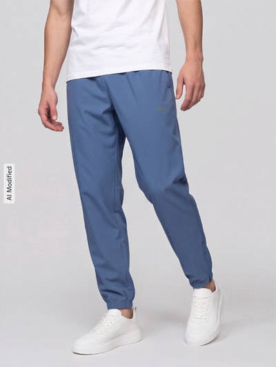 Nike Training Regular Fit Trainingshose mit Logo-Print Modell 'FORM' Blau 4