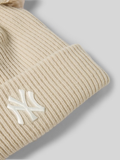 New Era Czapka beanie z detalem z logo Kamienny 2