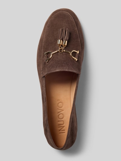 Produktfoto, Slipper aus echtem Leder mit Zierbesatz von INUOVO in Braun, abgerundete Passform, glatte Sohle, Absatzhöhe 1 cm, Schafthöhe 5 cm, Schaftweite 13 cm