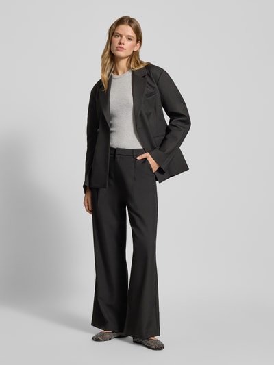 Gina Tricot Wide Fit Stoffhose mit Bundfalten Black 1