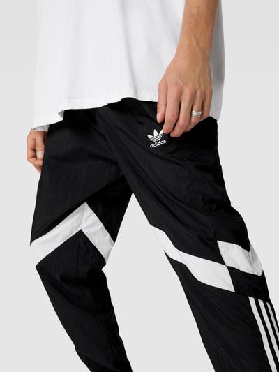 adidas Originals Trainingshose mit Label-Stitching Black 3