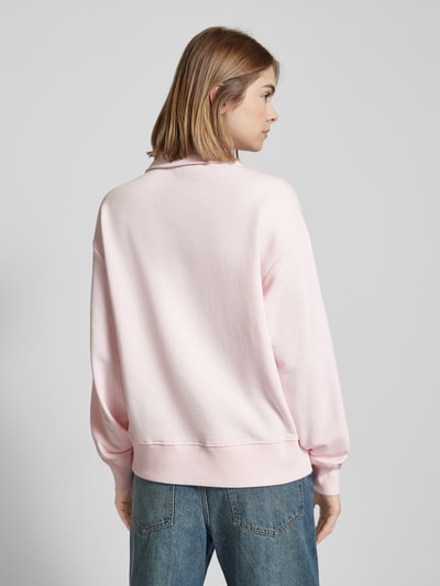 Gina Tricot Sweatshirt mit Umlegekragen Rosa 5