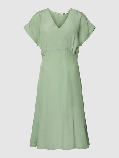 ARMEDANGELS Midikleid aus Lyocell mit V-Ausschnitt Modell 'AALBINE' Schilf 2