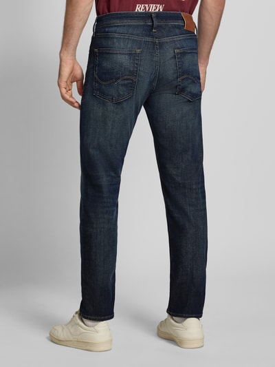 JACK & JONES Jeansy o kroju tapered fit z wpuszczanymi kieszeniami model ‘MIKE’ Ciemnoniebieski 5