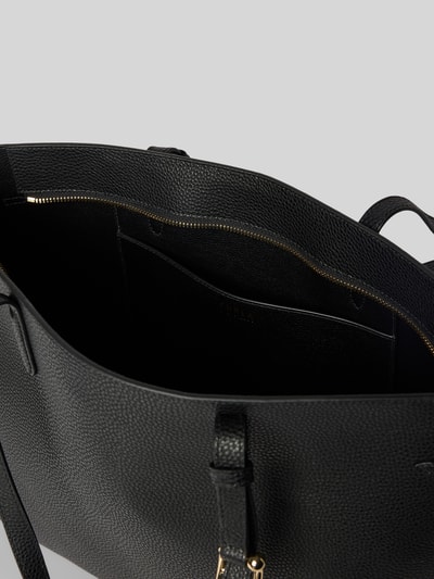 Produktfoto, Shopper mit Label-Detail Modell 'AVA' von FURLA aus schwarzem strukturiertem Material, Hauptfach mit Reißverschluss, goldfarbene Details, Tragehenkel, Breite 50 cm, Länge 30 cm, Tiefe 15 cm, Schulterriemenlänge 60 cm