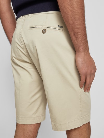 bugatti Regular fit korte chino met ceintuurlussen, model 'Flat' Ecru - 3