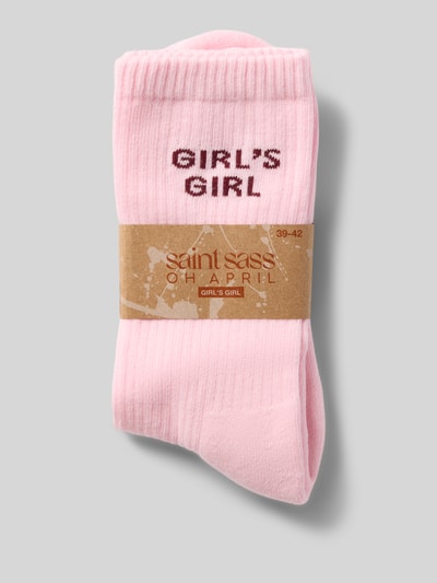 Produktfoto, jasnoróżowe skarpety z mieszanki bawełny z dodatkiem streczu, dopasowany krój, prążkowany ściągacz, model 'Girl‘s Girl' od OH APRIL