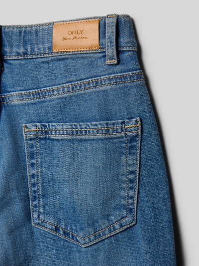 Productfoto, Wide Leg Jeans aus Baumwoll-Mix Modell 'CALIFORNIA' van Only, denimlook, flared fit, 5-pocket, labelpatch, verstelbare taille, katoenmix
