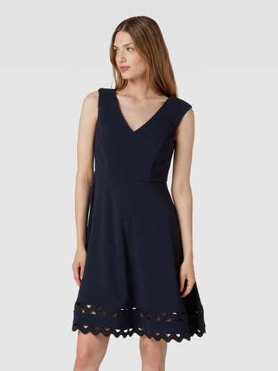 Christian Berg Cocktail Cocktailkleid mit Lochmuster Marine Melange 4