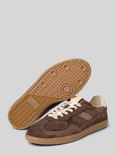 Produktfoto, Sneaker mit Schnürung Modell '490 Rife Chocolate Cream' von ALOHAS, braune Abgerundete-Spitze, Gummisohle, Damen, 2 cm Absatzhöhe, 6 cm Schafthöhe, 8 cm Schaftweite, strukturierte Textur, verschiedene Brauntöne