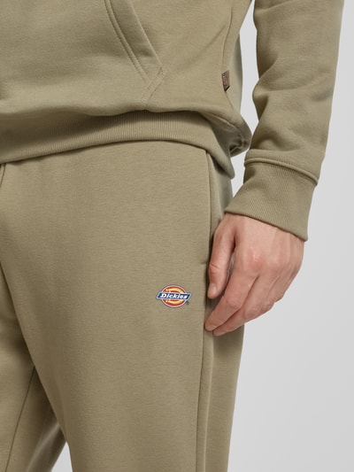 Dickies Sweatpants mit elastischem Bund Modell 'MAPLETON' Khaki 3