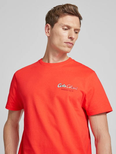 CARLO COLUCCI T-Shirt mit Label-Print Rot 3