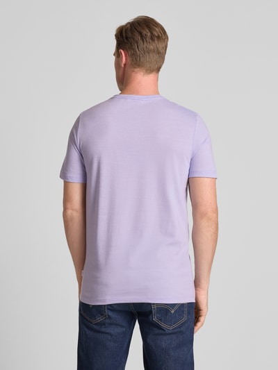 Lindbergh T-Shirt mit Label-Print Violett 5