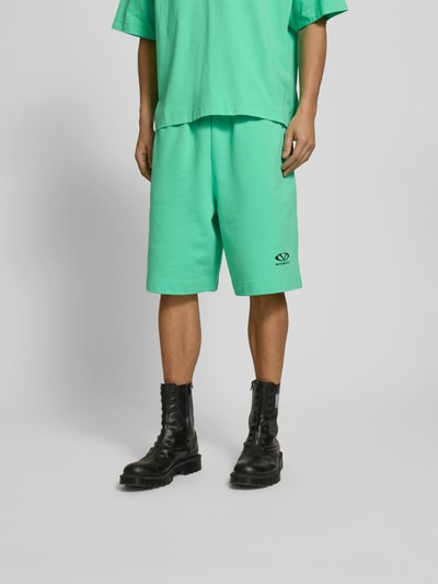 VETEMENTS Sweatshorts mit Label-Print Neon Gruen 4