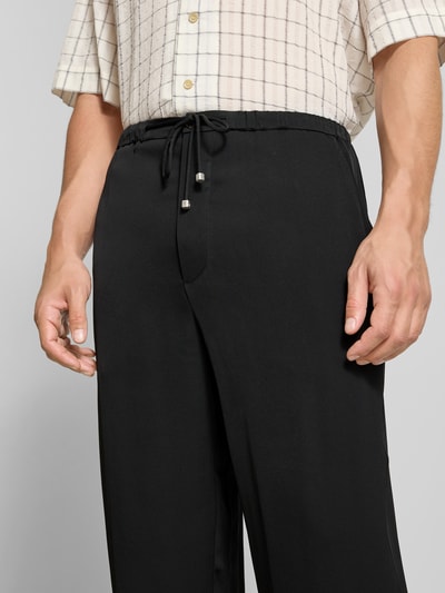 Nanushka Stoffhose mit elastischem Bund Black 3