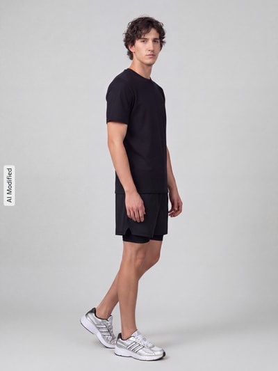 Under Armour Relaxed Fit Sportshorts im Double-Layer-Look Black 1