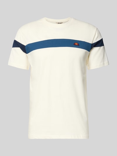 Produktfoto, Regular Fit T-Shirt mit Logo-Detail Modell 'Caserio' von Ellesse, Herren T-Shirt aus Reine Baumwolle, cremefarben mit blauem Streifen, Kurzärmelig, Rundhalsausschnitt, Rückenlänge bei Größe M 68 cm, glatte Struktur
