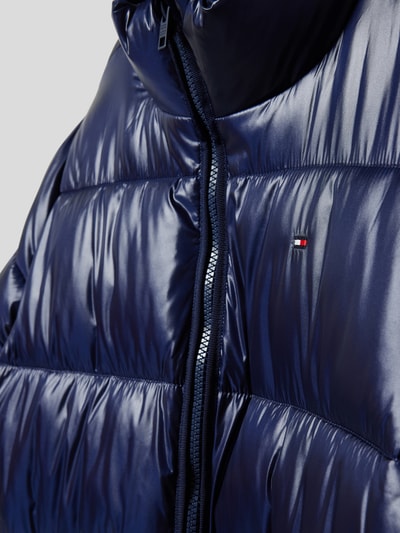 Tommy Hilfiger Teens Steppjacke mit Label-Details Modell 'GLOSSY' Marine 2