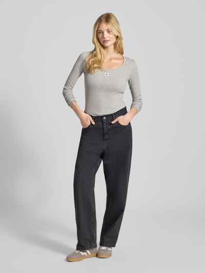 Calvin Klein Jeans Longsleeve mit Label-Detail Hellgrau 1