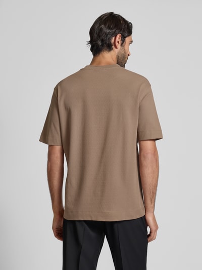 Emporio Armani T-Shirt mit Logo-Stitching und Rundhalsausschnitt Taupe 5