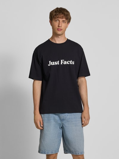 REVIEW T-Shirt mit geripptem Rundhalsausschnitt Black 4