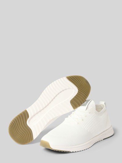 Produktfoto, Low Top Sneaker mit strukturierter Stretch-Oberfläche von Marc O'Polo für Herren in Optik: Unifarben mit abgerundeter Schuhspitze, flacher Absatzform, Label-Patch, Schnürung, dämpfender Sohle und Materialverarbeitung: Stretch-Webstruktur.