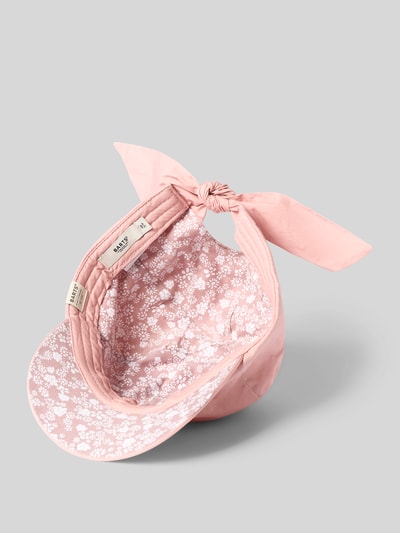 Produktfoto, Basecap mit Label-Patch Modell 'Wupper' von Barts aus Reine Baumwolle in Rosa mit floralem Muster und rückseitiger Bindung.