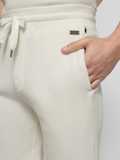 BOSS Regular Fit Shorts mit Strukturmuster Offwhite 3