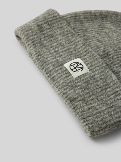 MSCH Copenhagen Czapka beanie z naszywką z logo model ‘Hope’ Średnioszary melanż 2