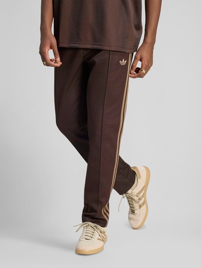 adidas Originals Sweathose aus Baumwoll-Mix mit Logo-Stitching Dunkelbraun 4