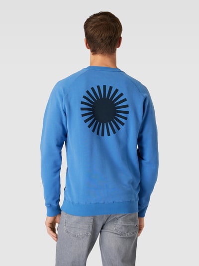 Thinking Mu Sweatshirt met motiefpatch, model 'SOL' Lichtblauw - 5